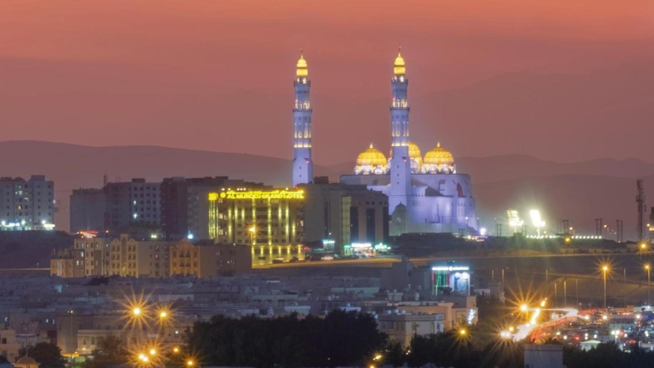 Al Murooj Grand Hotel Muscat Exterior photo